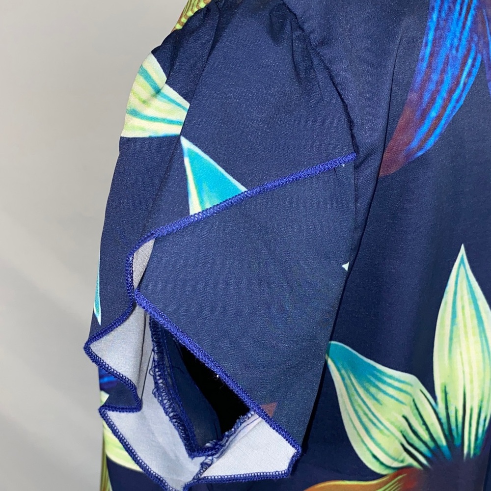 Tropical Floral Layered Women's Top Large - Picture 6 of 9